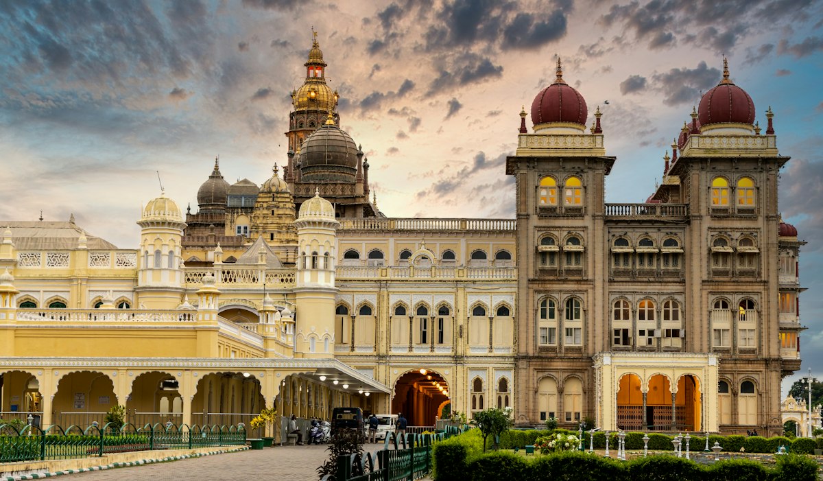4 Star & Above Hotels